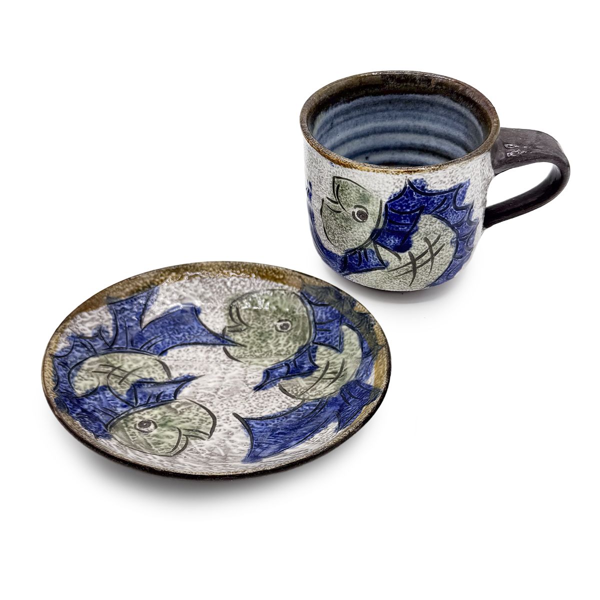 【日高見窯】カップ&ソーサー 掻き落とし魚 鈴木由香