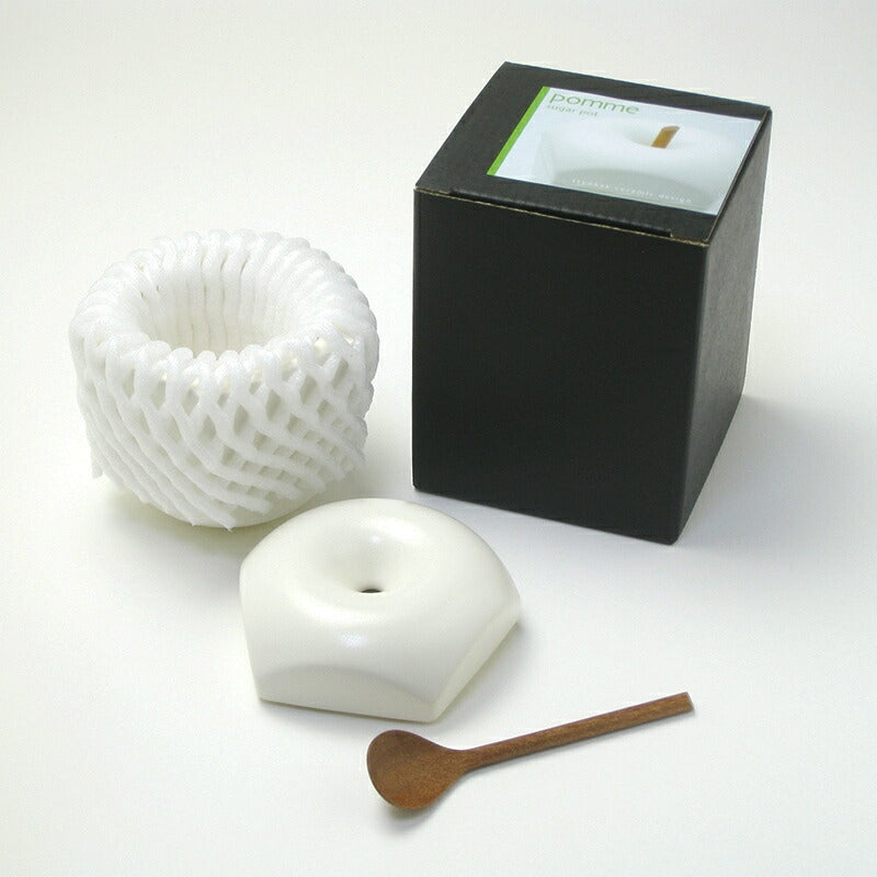 【ttyokzk ceramic design タツヤオカザキ セラミック デザイン】リンゴの形のシュガーポット - ポム