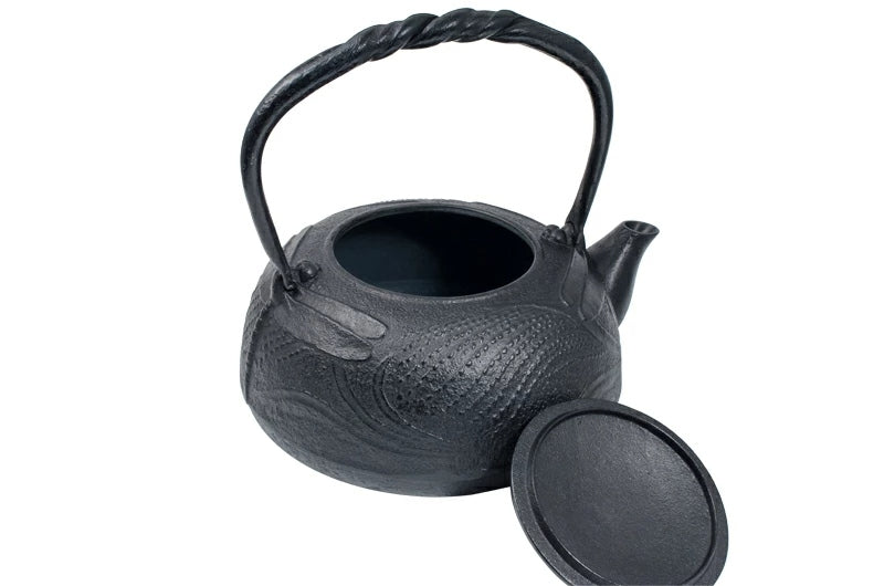 【及富】南部鉄器 平丸型 鉄瓶 とんぼ(蜻蛉) 1.2L