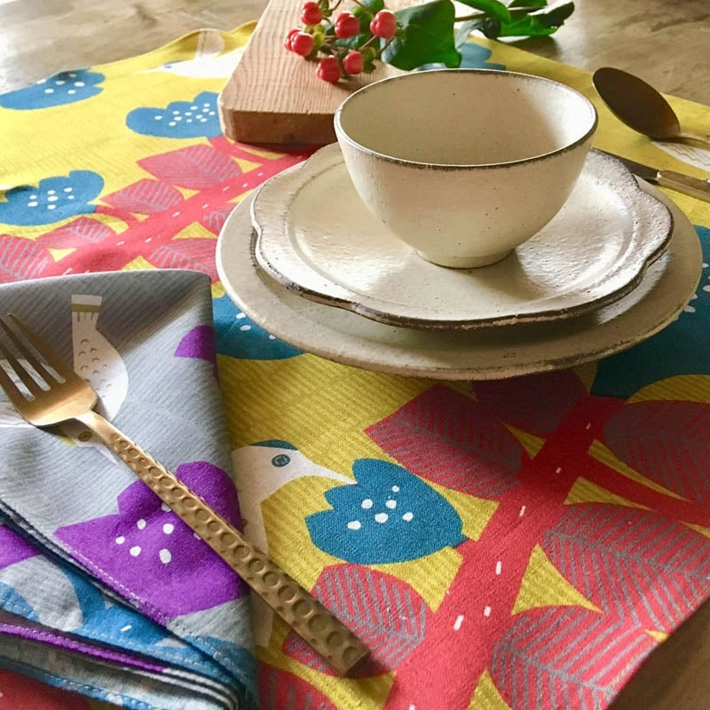 【kata kata カタカタ】ハンカチ 注染め ハチドリ グレー