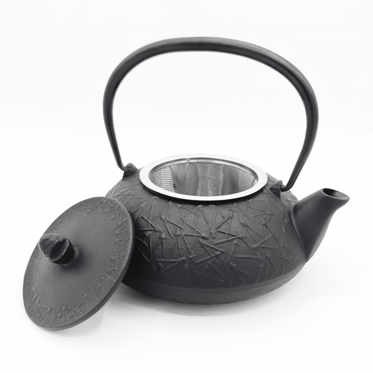 【及富】南部鉄器 及富 鉄瓶兼用急須 松葉 黒寂 茶こし付き 0.5L