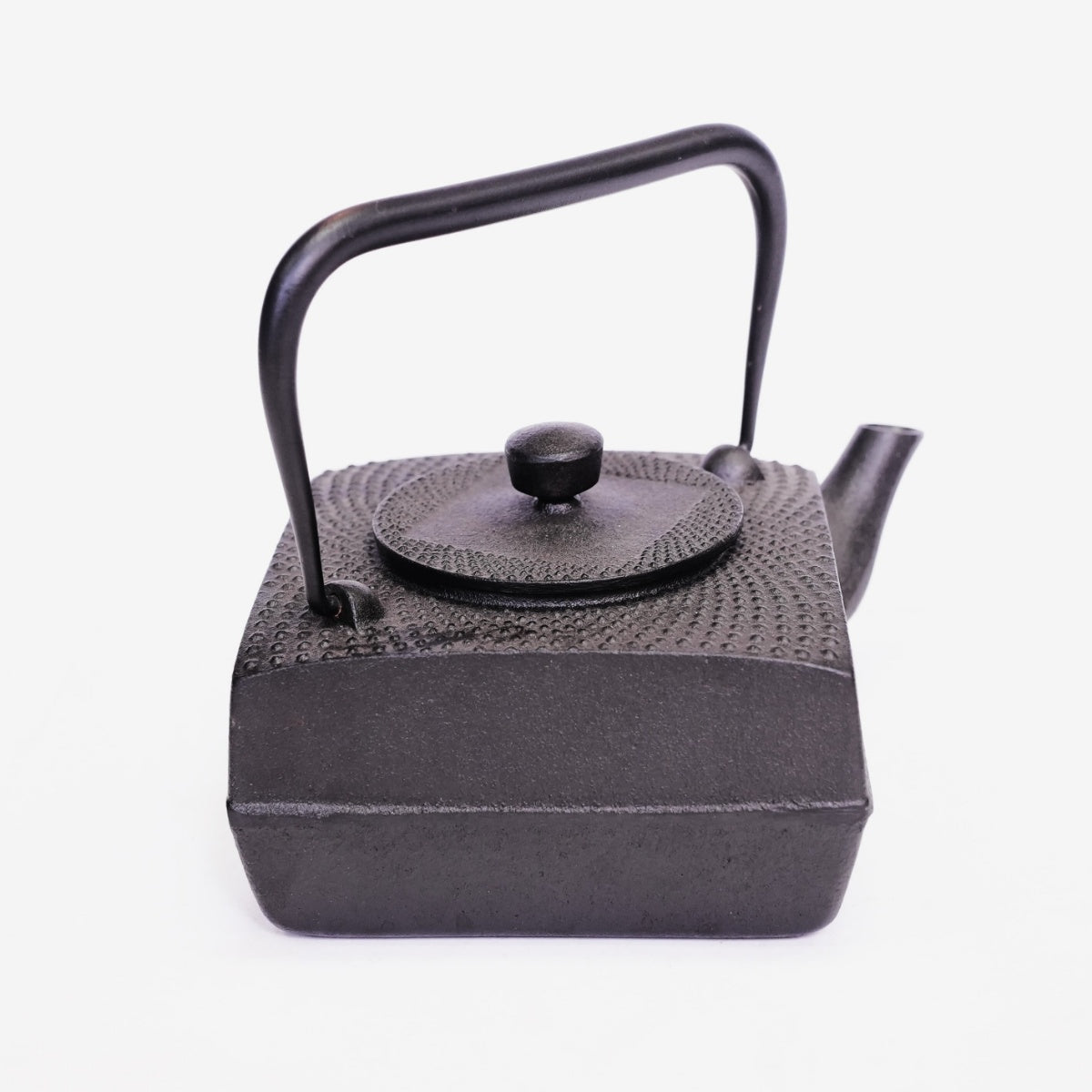 【及富】南部鉄器 及富 鉄瓶兼用急須 正方角あられ 黒 0.6L