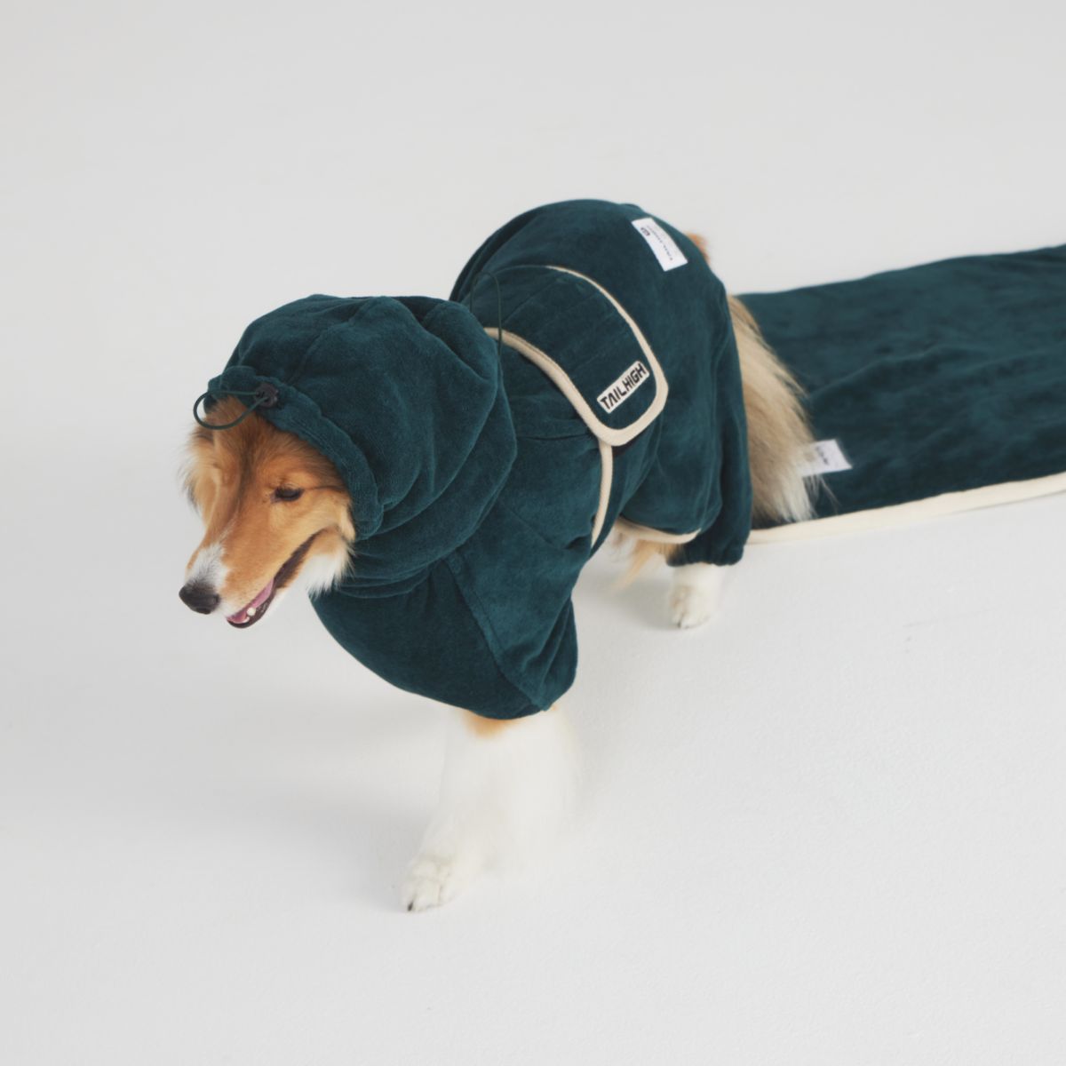 【TAILHIGH テールハイ】ドライローブ Go2 Drying Wearable Towel Mサイズ フォレストグリーン