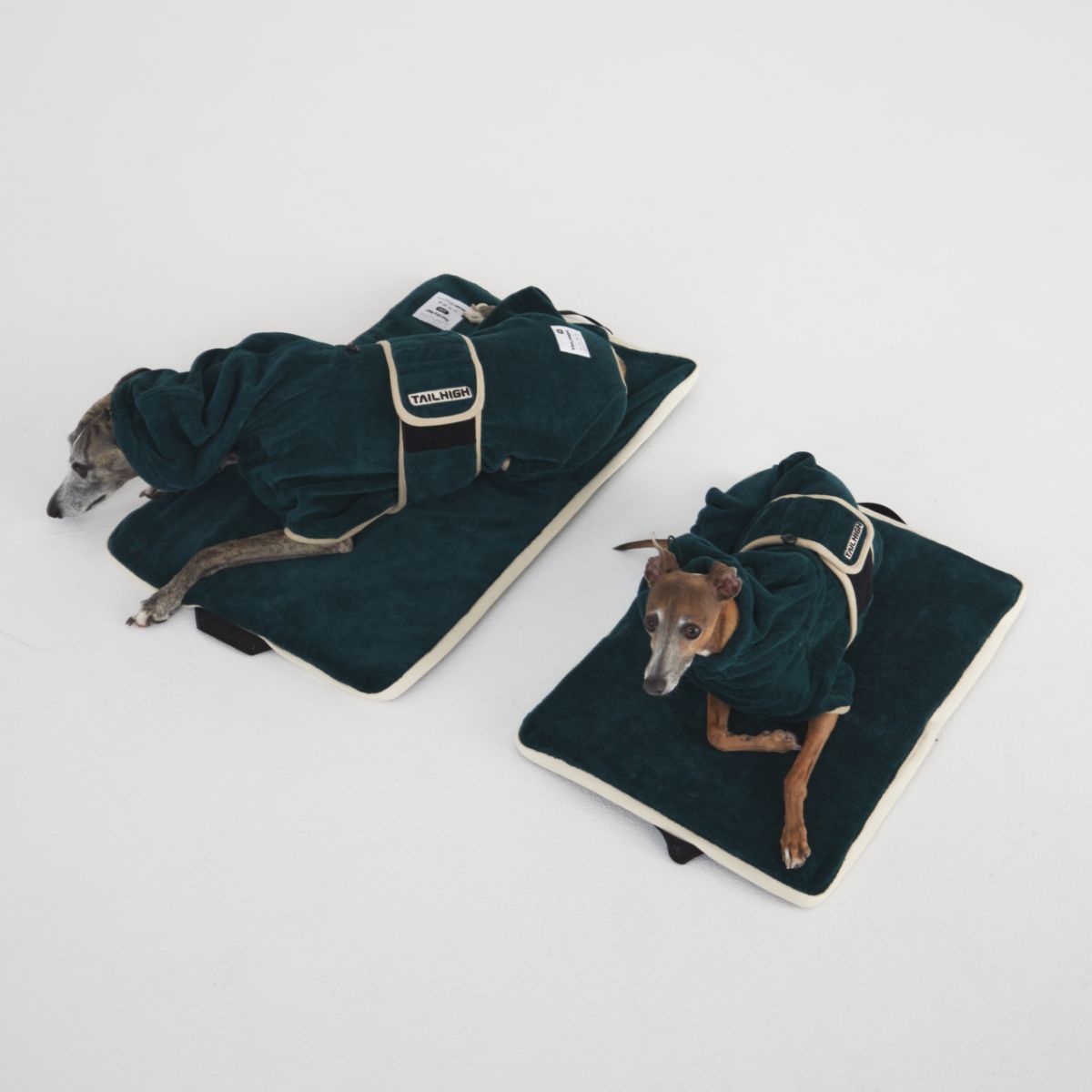【TAILHIGH テールハイ】ドライローブ Go2 Drying Wearable Towel Mサイズ フォレストグリーン