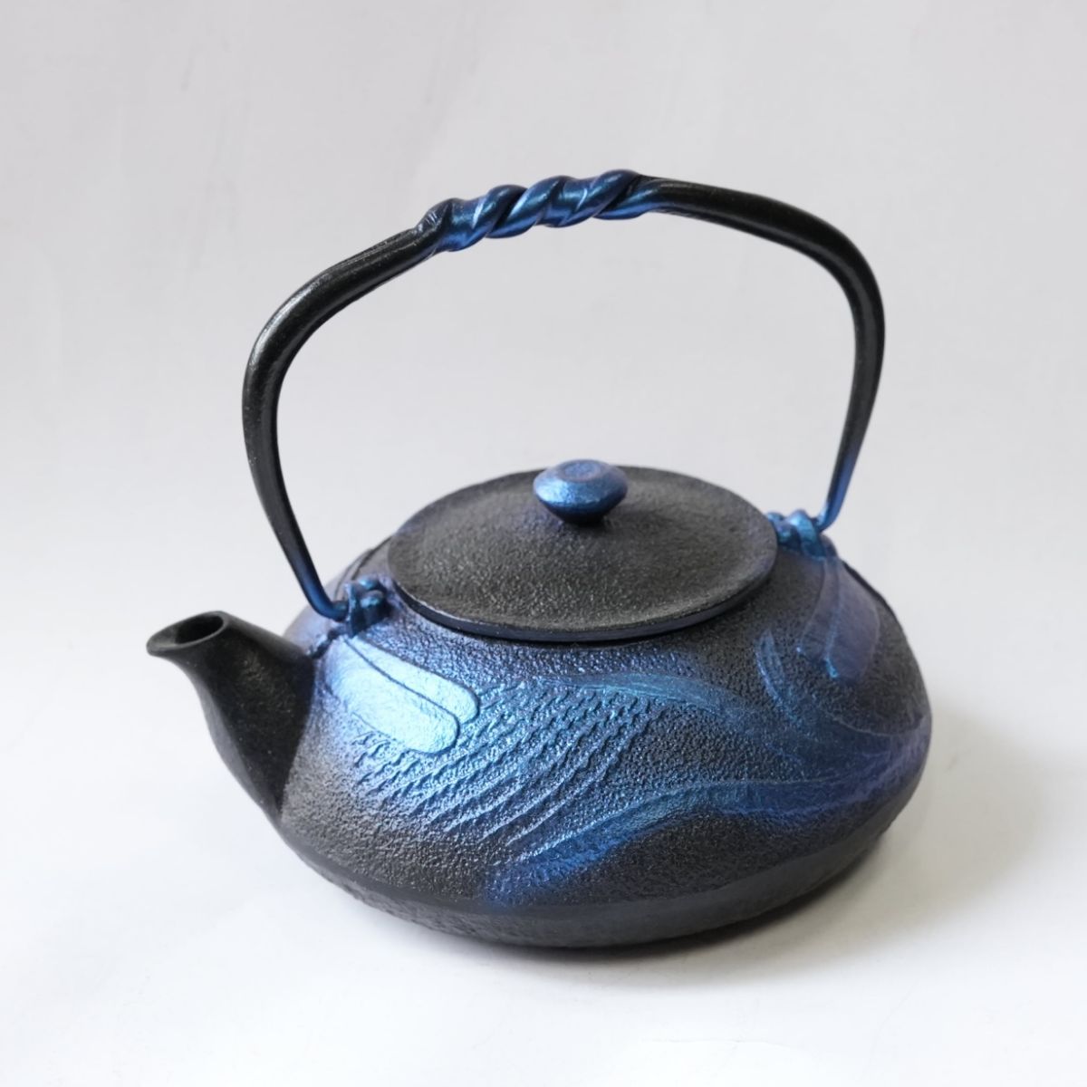【及富】南部鉄器 鉄瓶兼用急須 蜻蛉 瑠璃色 0.5L