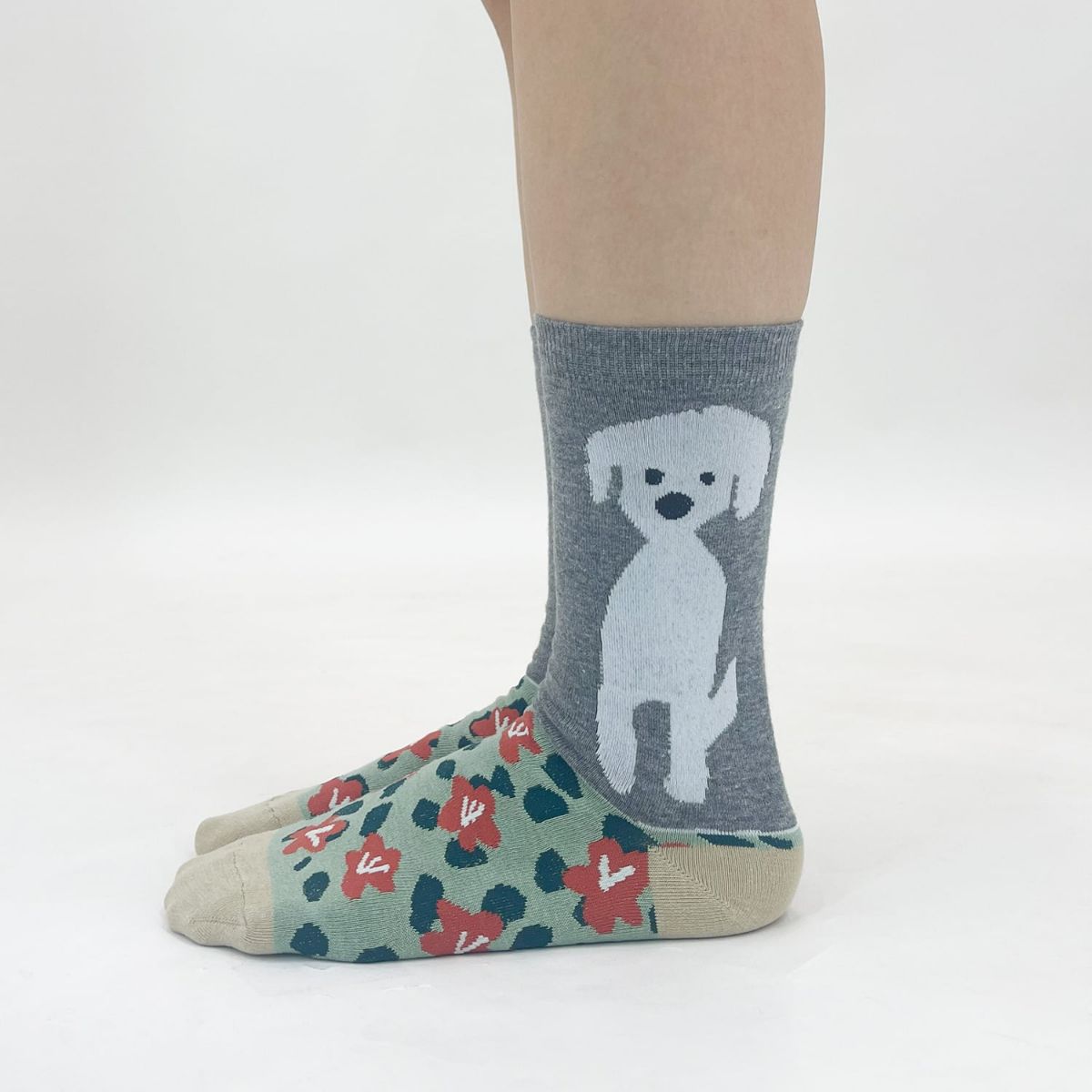 【JIN KITAMURA / 北村人×bpbp】SOCKS DOG IN FLOWER GARDEN 犬とお花畑 ソックス