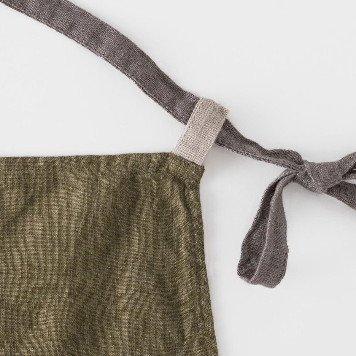 フルエプロン Lino e Lina A379 マノン カーキグリーン