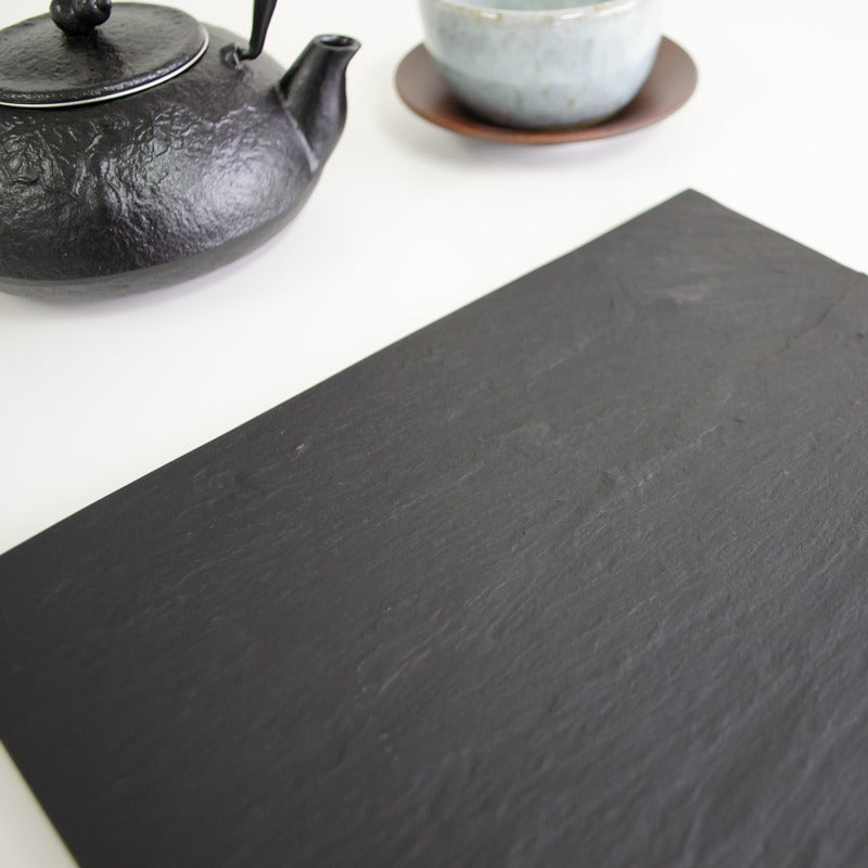 【雄勝硯生産販売協同組合】雄勝皿 黒い玄昌石・角皿24cm
