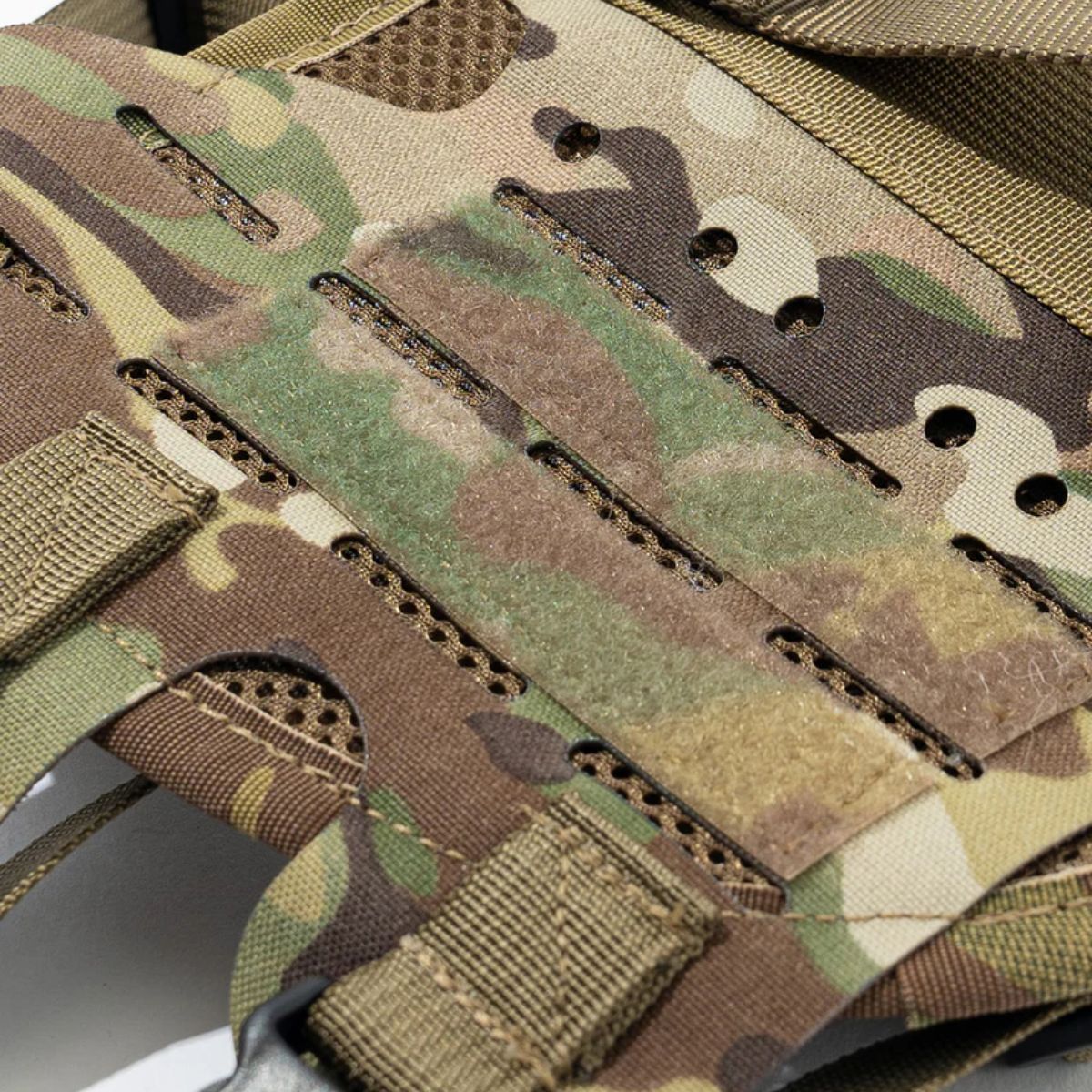 【KILONAINER キロナイナー】M4ハーネス M4 Tactical MOLLE Vest Laser Cut XXXS 〜 Mサイズ